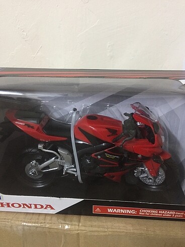  1:12 Honda cbr