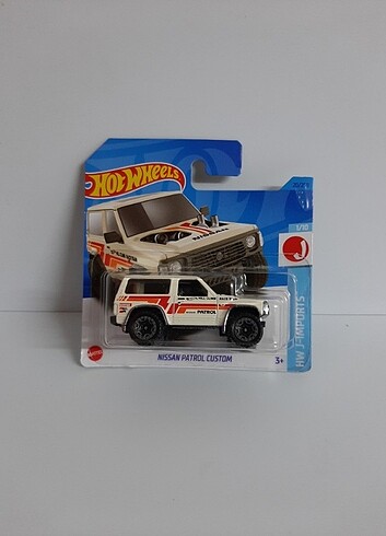 Hotwheels nissan patrol custom