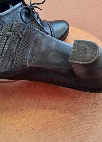38 Beden Siyah Bağcıklı Kadın Klasik Topuklu Ayakkabı