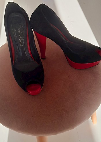 Zara Kırmızı Siyah Gotik Topuklu Kadın Ayakkabı
