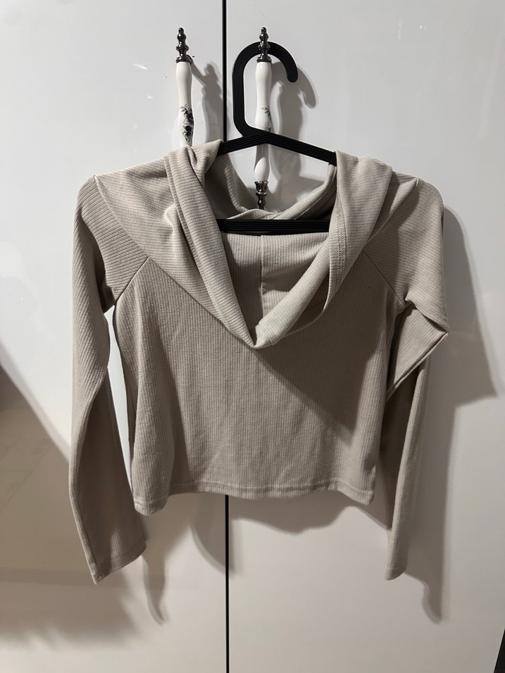 Bej Yüksek Yakalı Uzun Kollu Kadın Kazak - Görsel 2