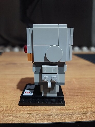  Beden Lego Brickheadz Cyborg 41601