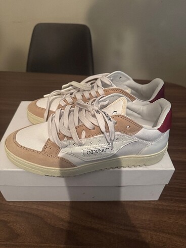Off White Spor Ayakkabı