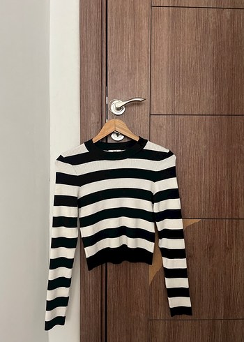 Uzun Kollu Siyah Beyaz Çizgili Triko Kazak - Görsel 2
