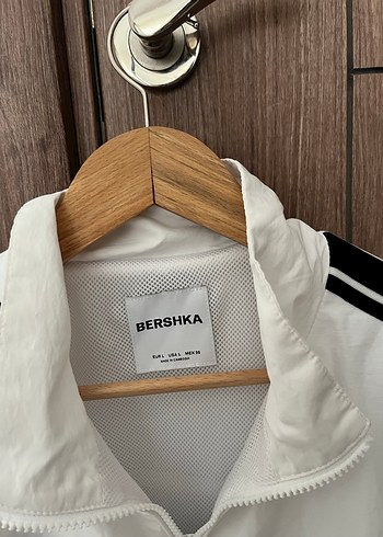 Beyaz Fermuarlı Kadın Ceket - Görsel 3