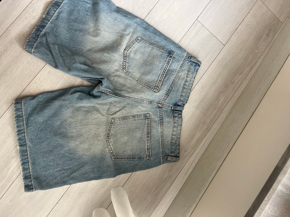 bershka kadın bermuda denim şort - Görsel 4