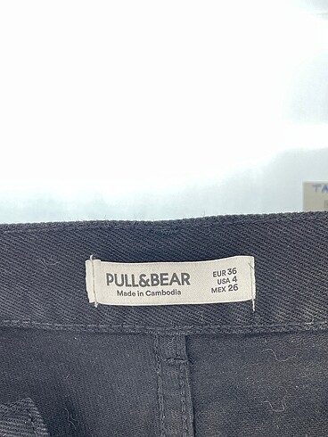 36 Beden siyah Renk Pull and Bear Jean / Kot %70 İndirimli.