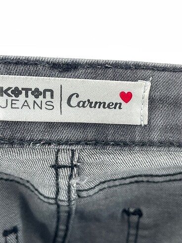 27 Beden gri Renk Koton Jean / Kot %70 İndirimli.