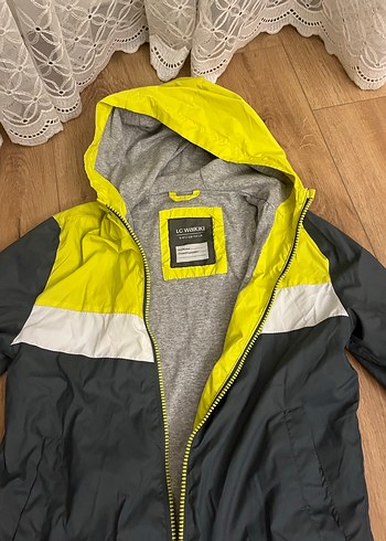 LC Waikiki Erkek çocuk rüzgarlık spor ceket