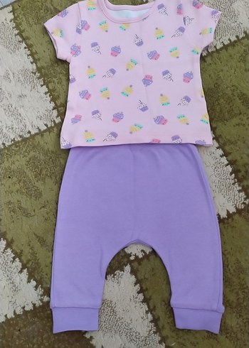 Lila Desenli Kız Bebek Kısa Kollu Takım