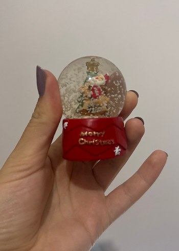 Diğer Renkli Kırmızı Noel Figürlü Kar Küresi