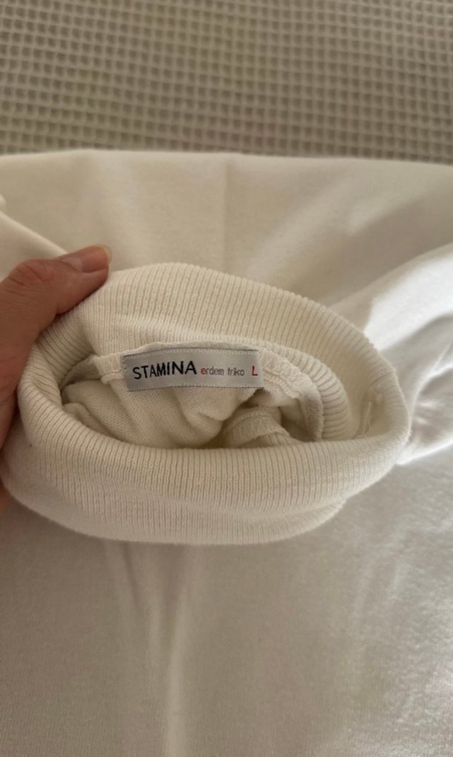 Beyaz Balıkçı Yaka Kadın Triko - Görsel 3