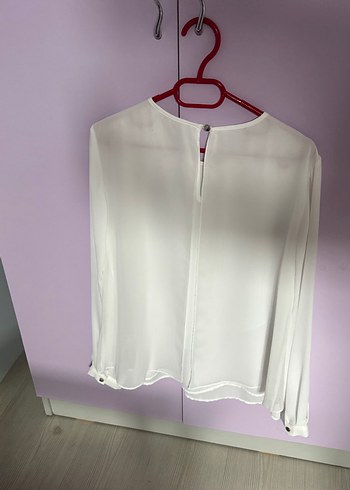 Zincir Detaylı Beyaz Kadın Bluz - Görsel 6