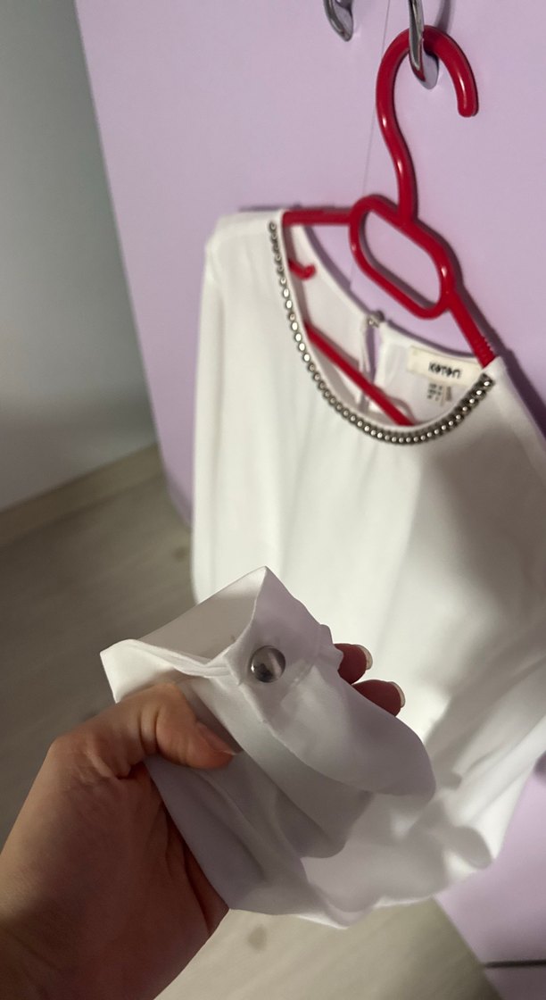 Zincir Detaylı Beyaz Kadın Bluz - Görsel 5