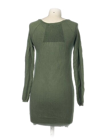 s Beden Bershka Tunik %70 İndirimli.