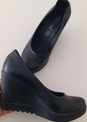 38 Beden siyah Renk Dolgu topuk ayakkabı