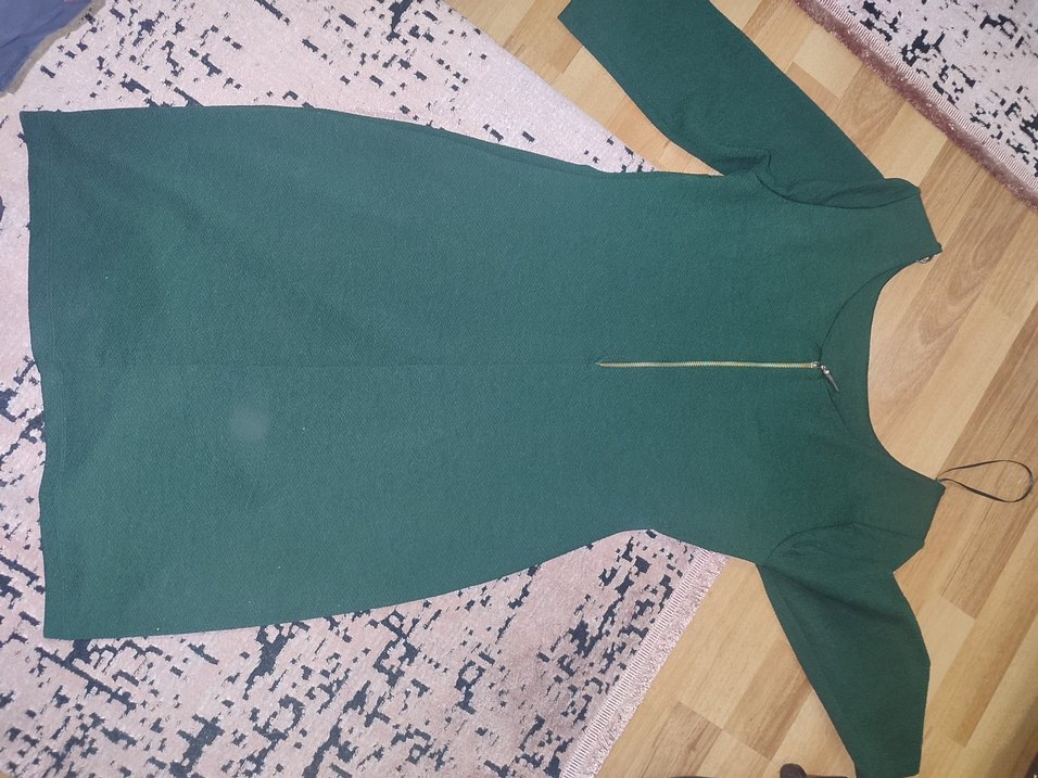 Uzun Kol Detaylı Yeşil Kalem Elbise - Görsel 2