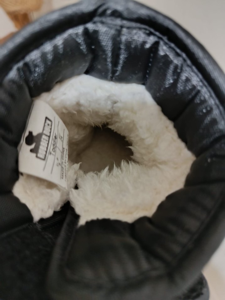 Siyah Kürklü  Çocuk Bot - Görsel 4