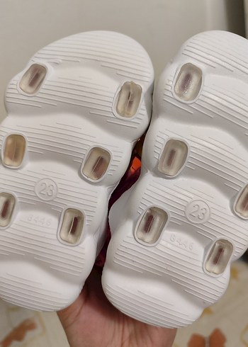 Kız Çocuk Pembe Renkli Cırt Cırtlı Sandalet - Görsel 3