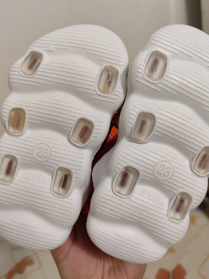 Kız Çocuk Pembe Renkli Cırt Cırtlı Sandalet - Görsel 3