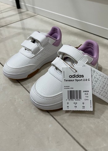 26 Beden Adidas Kız Çocuk Beyaz Cırt Cırtlı Spor Ayakkabısı 26 Numara