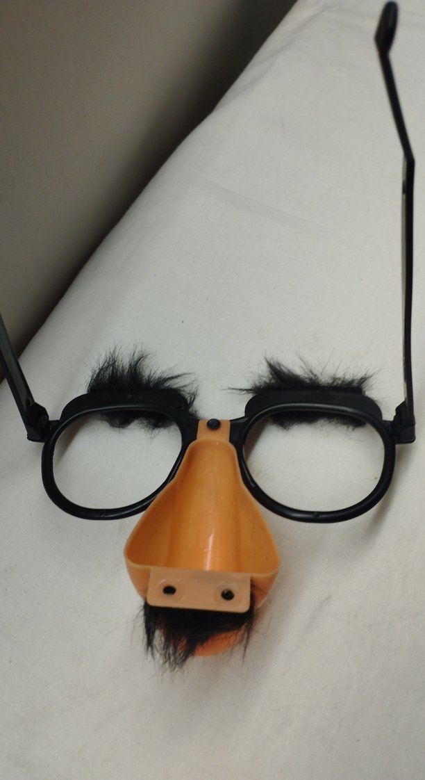 Kahverengi Burunlu ve Kirpikli Komik Gözlük - Görsel 3