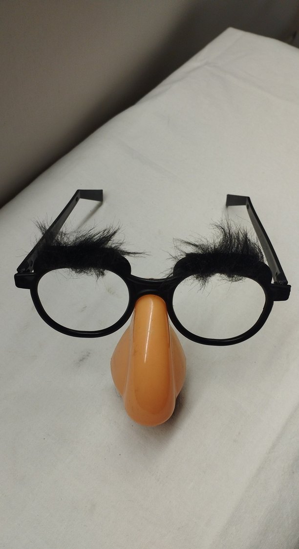 Kahverengi Burunlu ve Kirpikli Komik Gözlük - Görsel 2