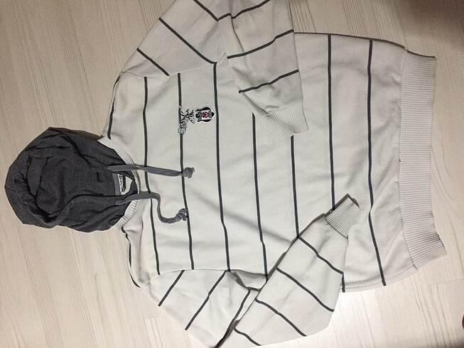 xl Beden Beşiktaş