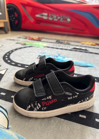 Puma Erkek Çocuk Siyah Yazılı Spor Ayakkabı