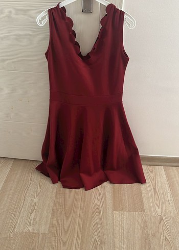 Bordo V Yaka Midi Kolsuz Elbise