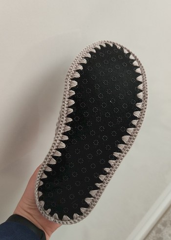 Gri Örgü Çiçekli Kadın Ev Terliği - Görsel 5