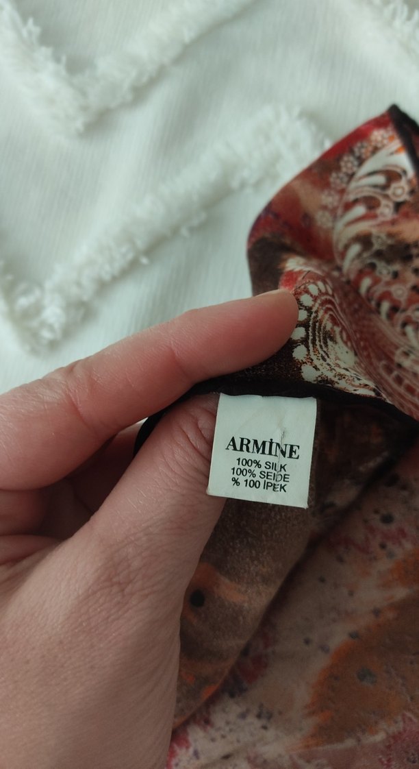 Armine İpek eşarp - Görsel 2