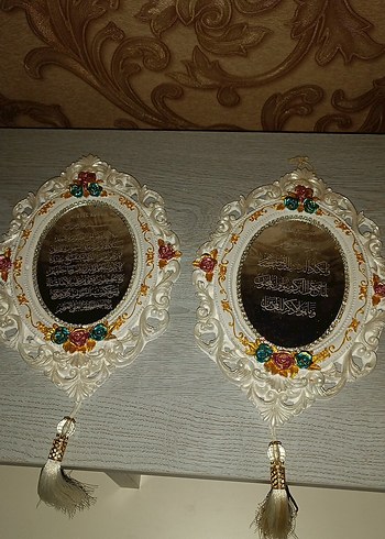 Çiçekli Beyaz Oval Dekoratif Ayna