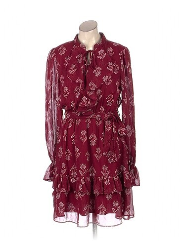 PreLoved Kısa Elbise %70 İndirimli.