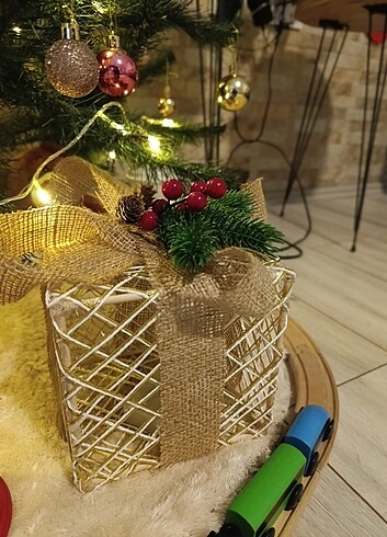 Yılbaşı Işıkli Hediye Kutusu Dekor