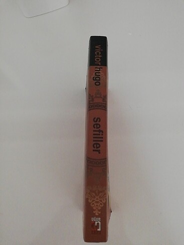 Beden Renk SEFİLLER - VİCTOR HUGO