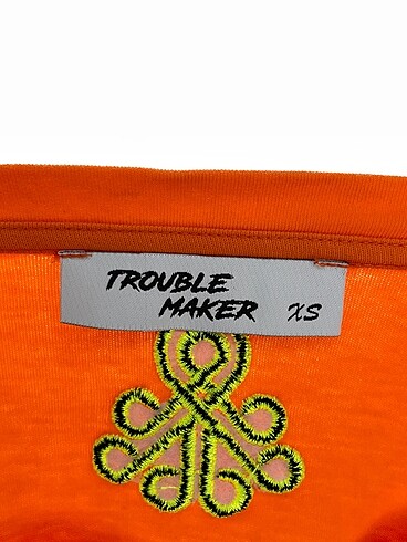 xs Beden turuncu Renk PreLoved T-shirt %70 İndirimli.