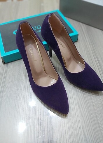 Diğer Stiletto 
