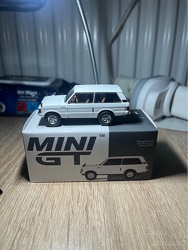 Mini GT Range Rover