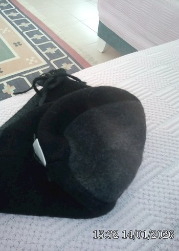 Gri Siyah Kadın Polar Bere Velcro Detaylı - Görsel 4