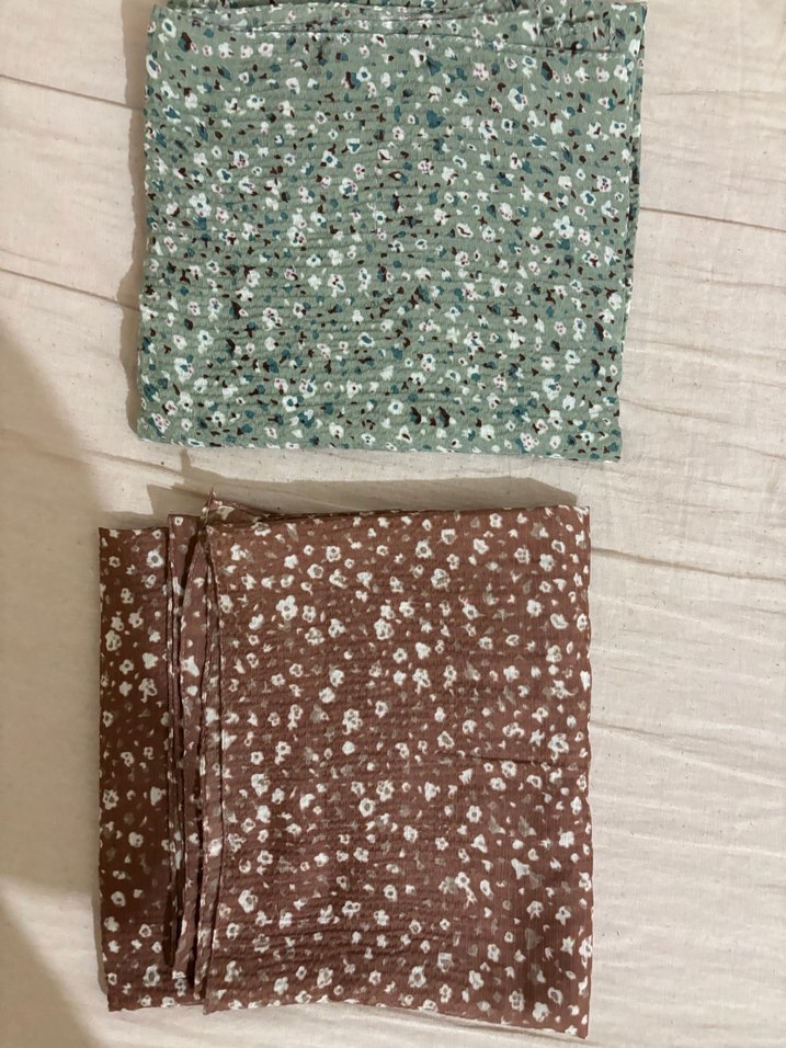 Çiçek Desenli Pileli Kadın tesettür eşarp - Görsel 5