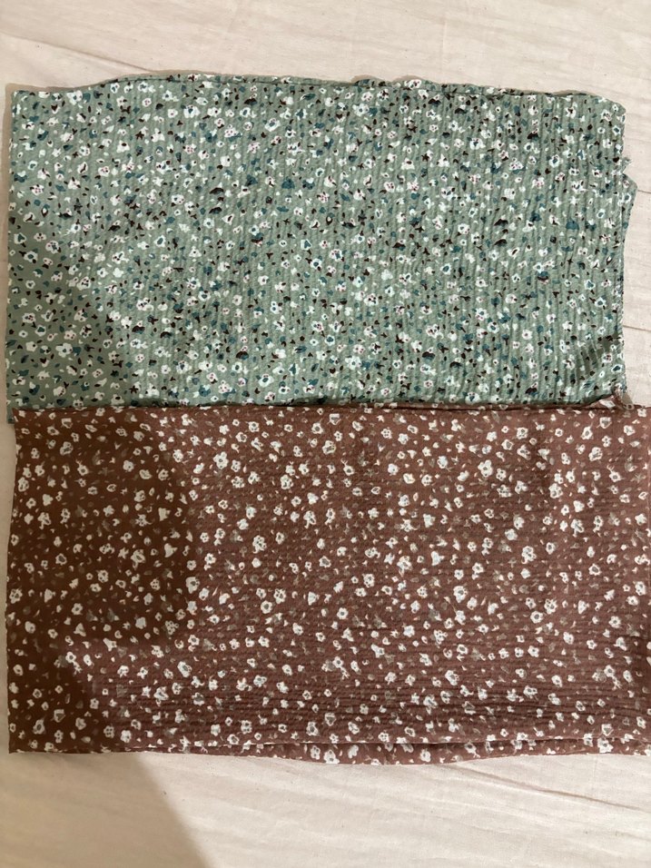 Çiçek Desenli Pileli Kadın tesettür eşarp - Görsel 2