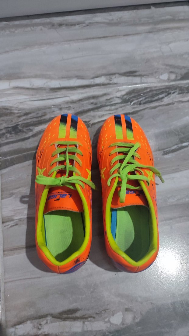 Turuncu Bağcıklı Erkek Futbol Ayakkabısı - Görsel 4