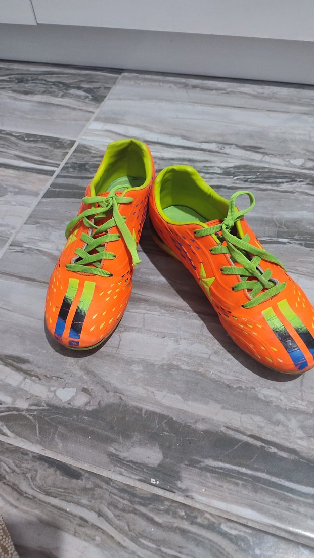 Turuncu Bağcıklı Erkek Futbol Ayakkabısı - Görsel 3