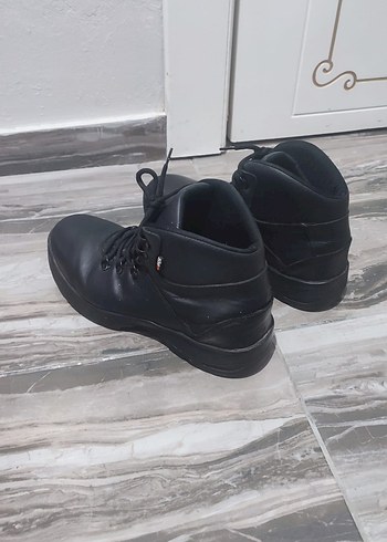 Siyah Erkek Lastik Botlar Tokalı - Görsel 2