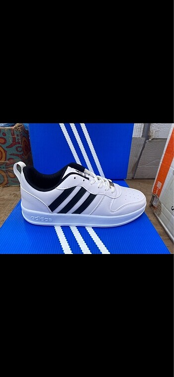 Adidas Neo