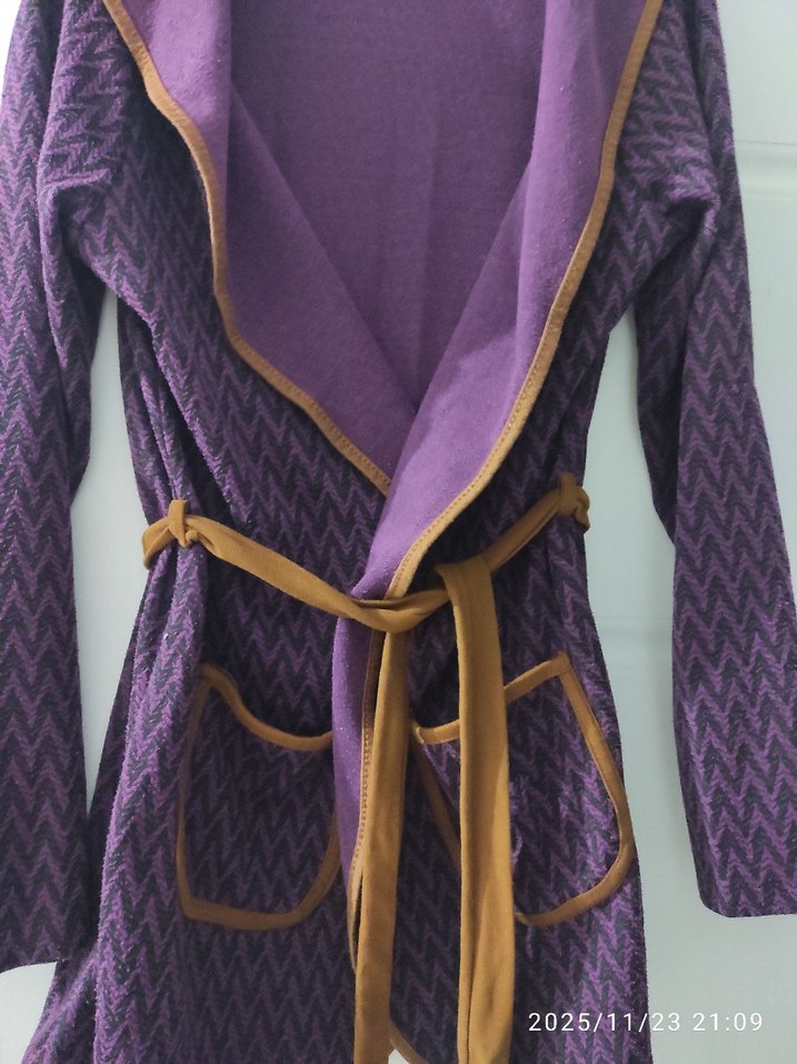 Mor Yılan Desenli Midi Kadın Sabahlık - Görsel 2