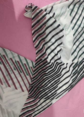 Piliseli Bohem Çok Renkli Kadın Fular - Görsel 2