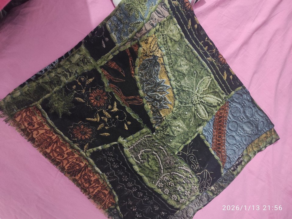 Piliseli Bohem Çok Renkli Kadın Fular - Görsel 3