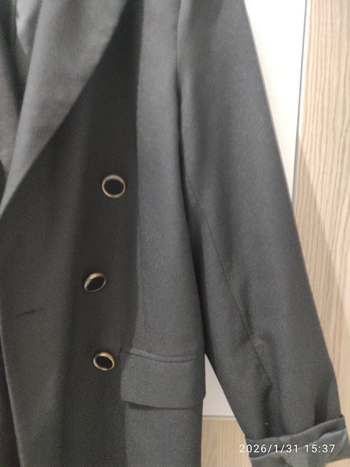 Düğmeli Siyah Kadın Ceket - Görsel 4